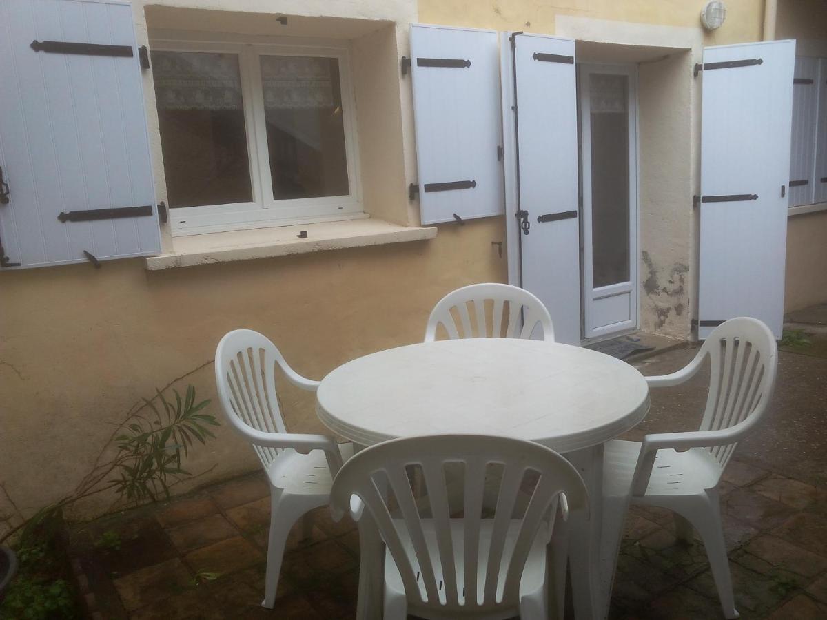 Maison De Village Entre Mer Et Montagne Roujan ภายนอก รูปภาพ